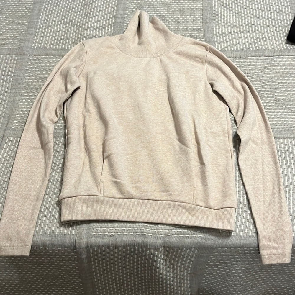 ALO sweater